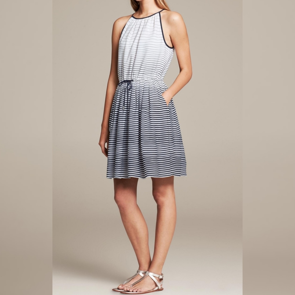 Banana Republic Dress Sleeveless Ombre Stripe 8